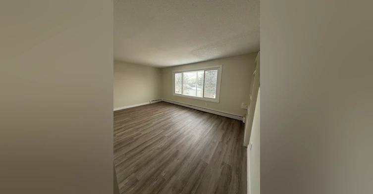 08-11707 80 Street, Edmonton, AB, T5B 2N4 - 30