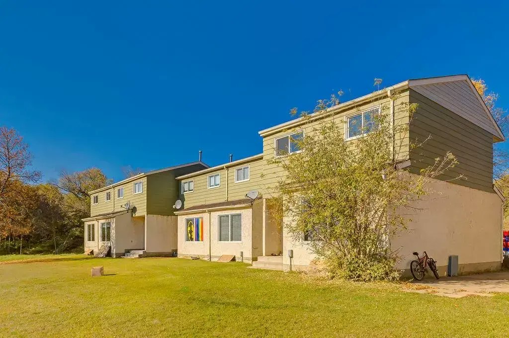 10-5716 50 Avenue, Wetaskiwin, AB, T9A 2R4 - 11