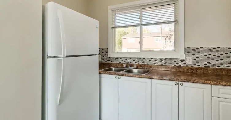05-5716 50 Avenue, Wetaskiwin, AB, T9A 2R4 - 4