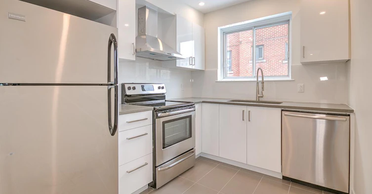 2120 Van Horne, Montréal, QC, H3S 1P1 - 2