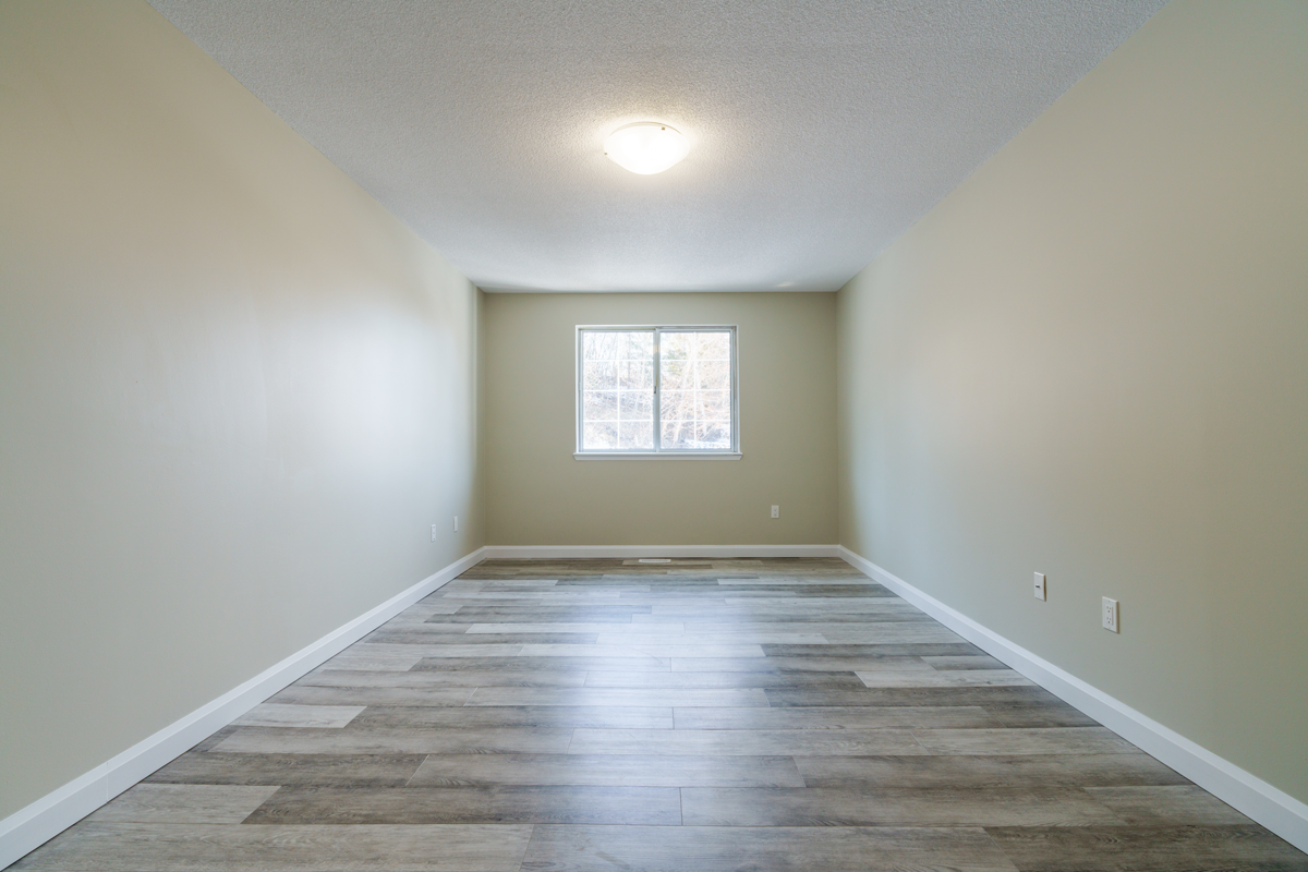 889 Chestnut Crescent, Greater Sudbury, ON, P3A 5Y7 - 3