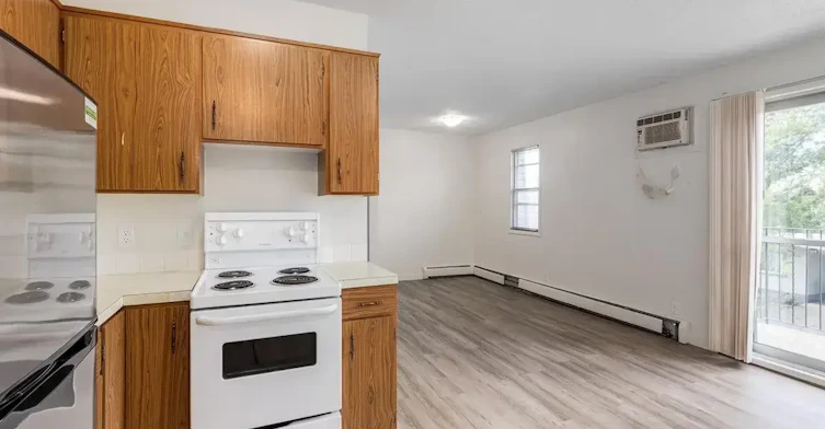 11-2127 Palm Road South, Lethbridge, AB, T1K 3N1 - 10