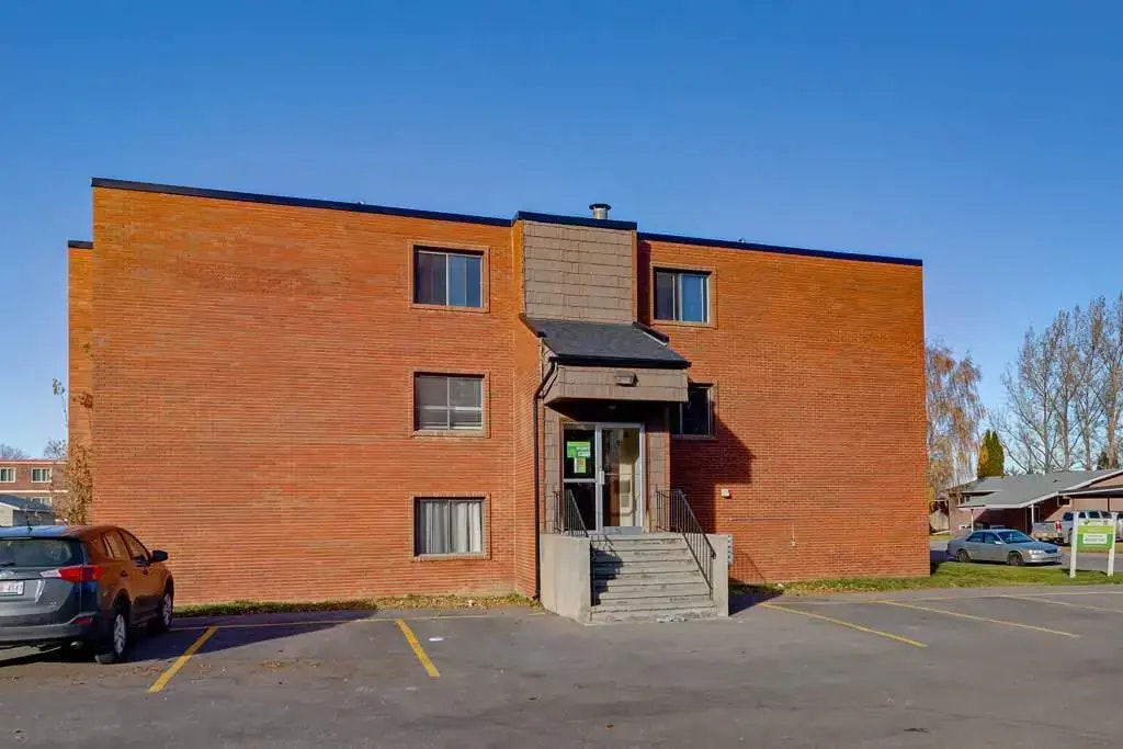 101-2119 Palm Road South, Lethbridge, AB, T1K 3N1 - 12