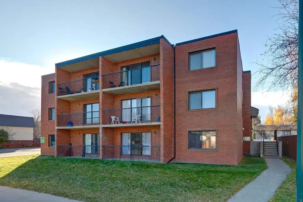 101-2119 Palm Road South, Lethbridge, AB, T1K 3N1 - 10
