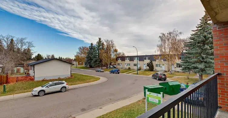 302-2119 Palm Road South, Lethbridge, AB, T1K 3N1 - 9