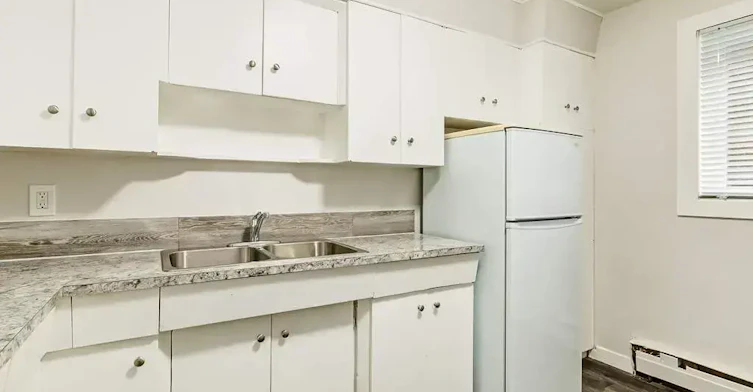 09-10657 103 Street NW, Edmonton, AB, T5H 2V6 - 5