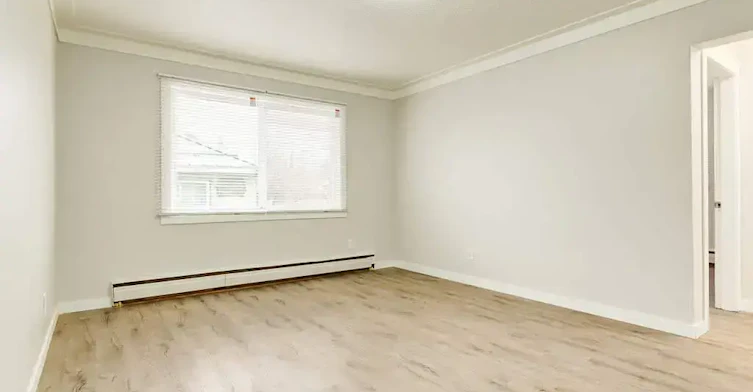 09-10657 103 Street NW, Edmonton, AB, T5H 2V6 - 11
