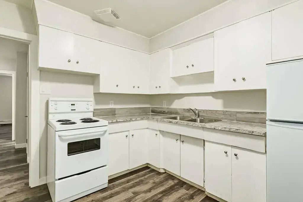 09-10657 103 Street NW, Edmonton, AB, T5H 2V6 - 6