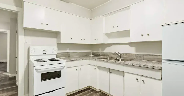 09-10657 103 Street NW, Edmonton, AB, T5H 2V6 - 6