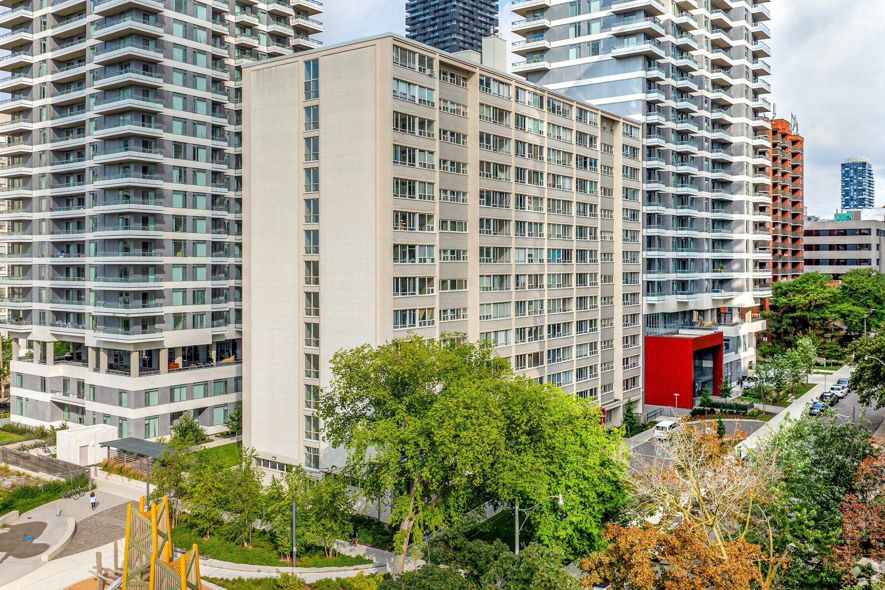 0117-33 Holly Street, Toronto, ON, M4S 2G8 - 9