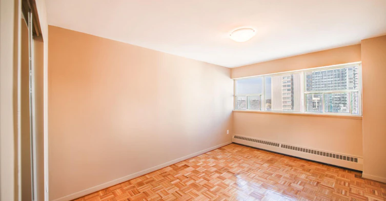 33 Holly Street, Toronto, ON, M4S 2G8 - 29