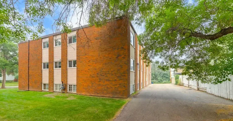 02-8411 119 Avenue, Edmonton, AB, T5B 0W3 - 19