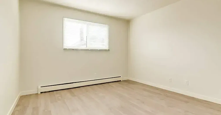 02-8411 119 Avenue, Edmonton, AB, T5B 0W3 - 15