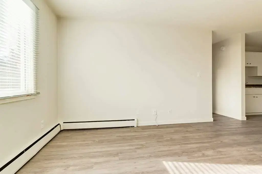 03-8411 119 Avenue, Edmonton, AB, T5B 0W3 - 12