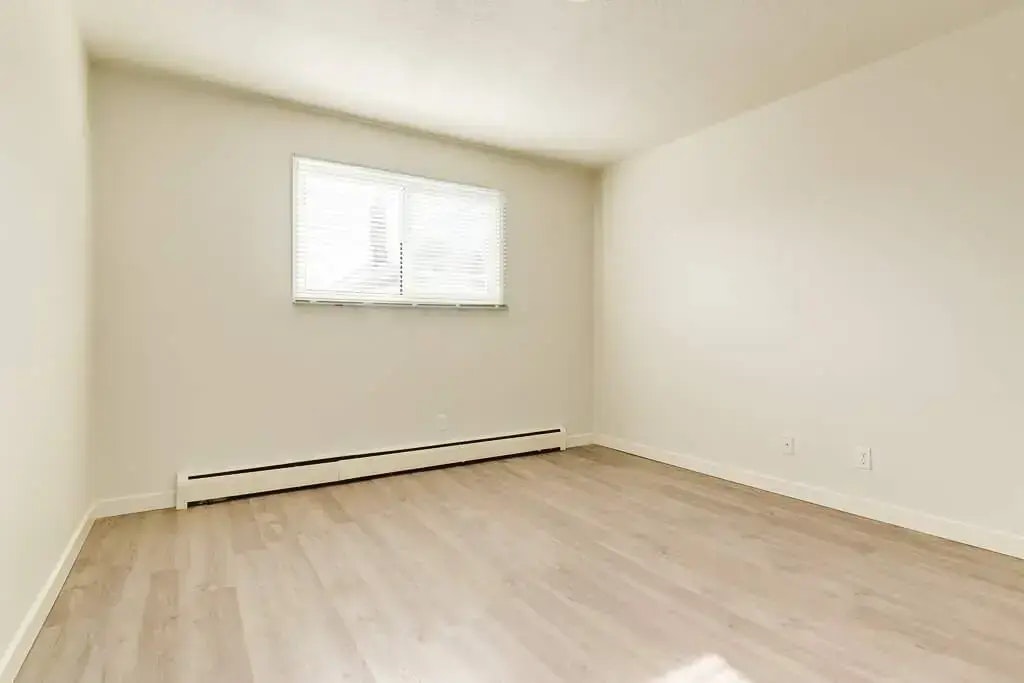 09-8411 119 Avenue, Edmonton, AB, T5B 0W3 - 15