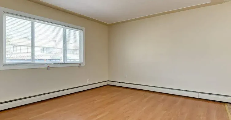 06-10651 105 Street NW, Edmonton, AB, T5H 2X1 - 16