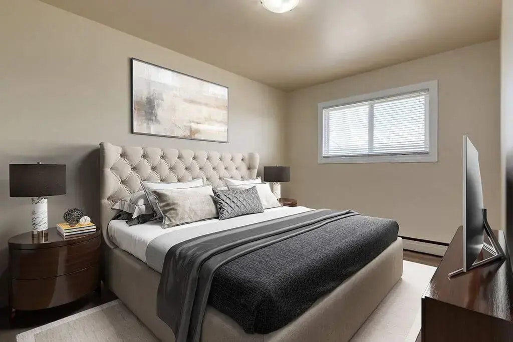 06-10651 105 Street NW, Edmonton, AB, T5H 2X1 - 3