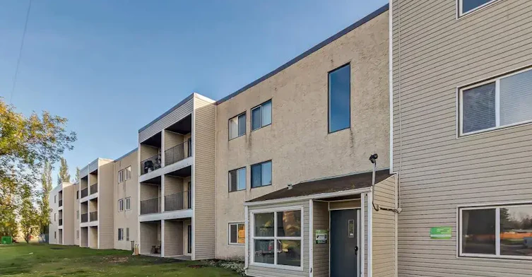 213-5411 39 Avenue, Wetaskiwin, AB, T9A 2Y1 - 22