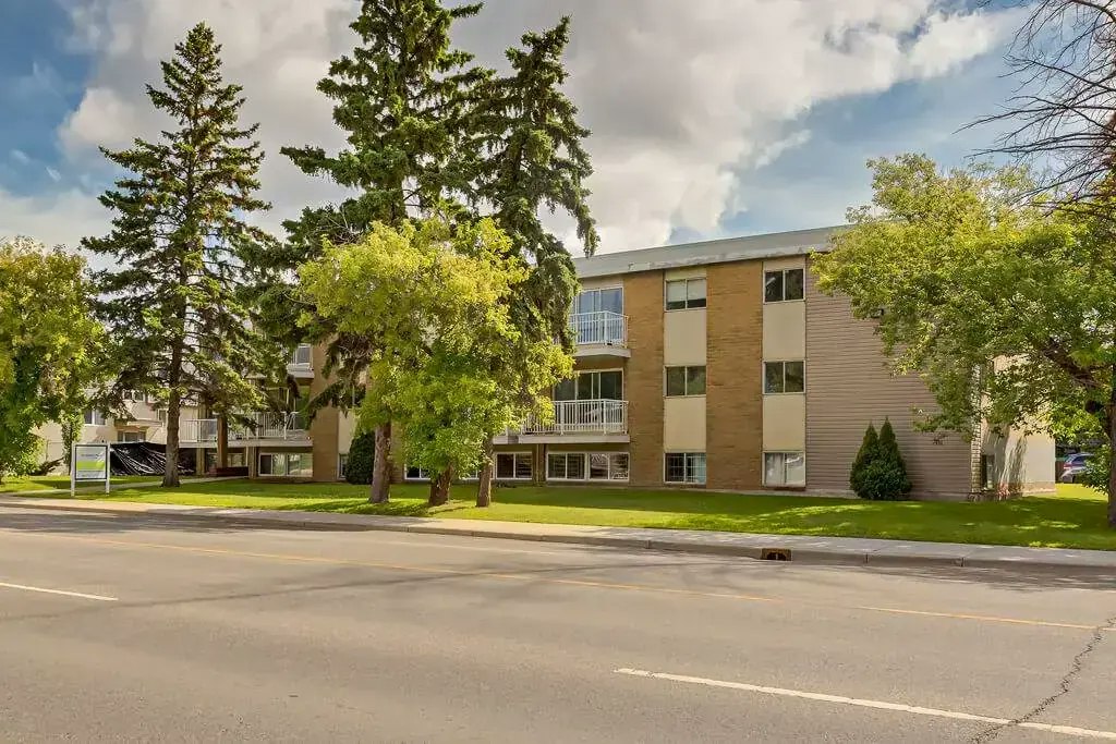 301-10315 156 Street NW, Edmonton, AB, T5P 2R4 - 7