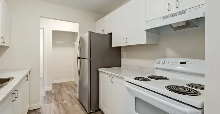 308-404 5 Avenue W, Brooks, AB, T1R 0T5 - 3