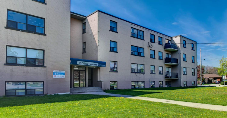 59 Vinci Crescent, Toronto, ON, M3H 2Y9 - 3