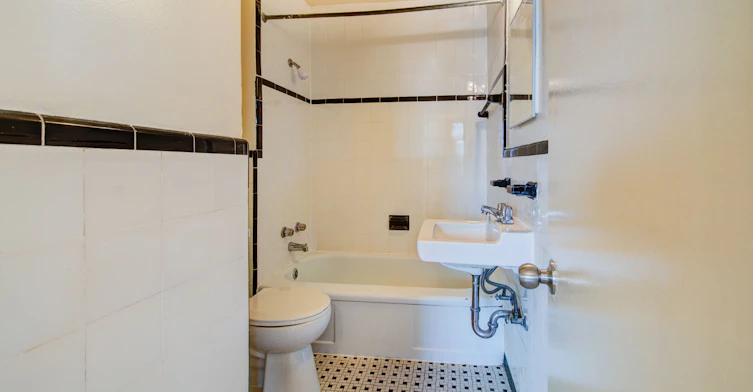 30 Vinci Crescent, Toronto, ON, M3H 2Y7 - 22