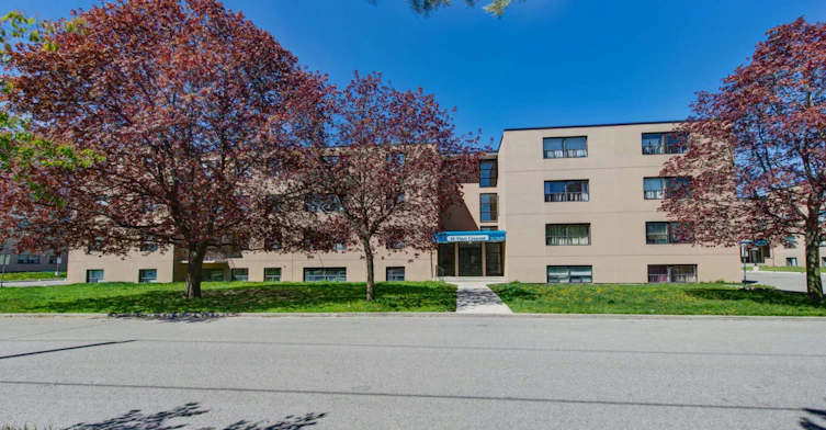 30 Vinci Crescent, Toronto, ON, M3H 2Y7 - 2