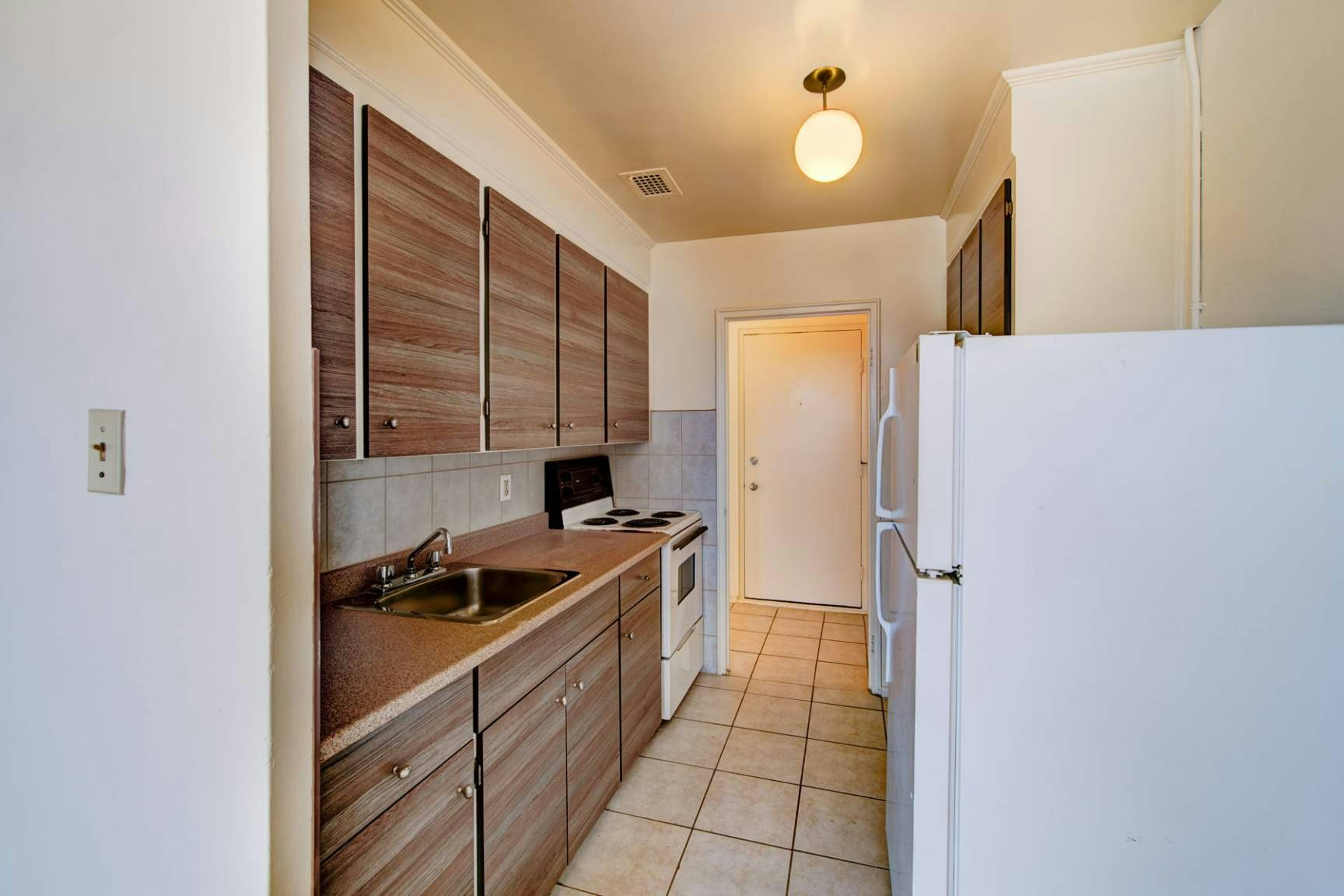 0204-8 Vinci Crescent, Toronto, ON, M3H 2Y7 - 17