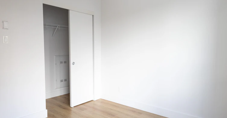 720-1090 De Bleury Rue, Montréal, QC, H2Z 0B7 - 9