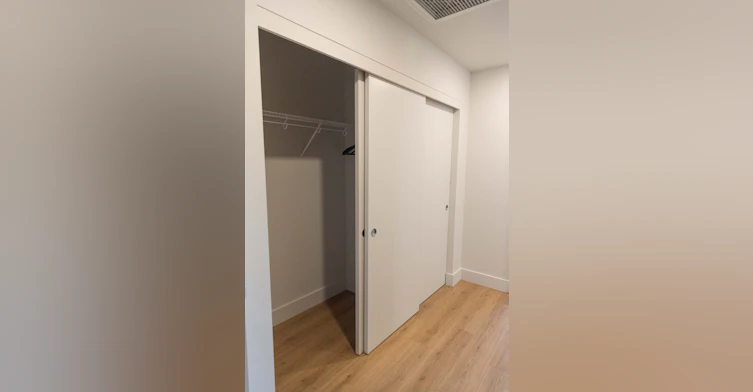 702-1090 De Bleury Rue, Montréal, QC, H2Z 0B7 - 3