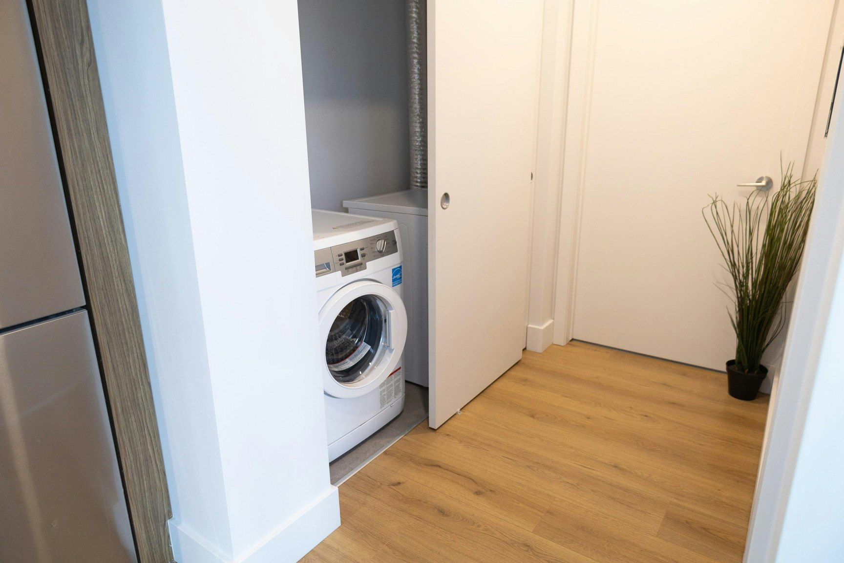 1116-1090 De Bleury Rue, Montréal, QC, H2Z 0B7 - 6