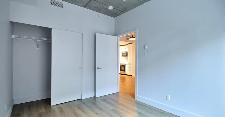 310-1090 De Bleury Rue, Montréal, QC, H2Z 0B7 - 13