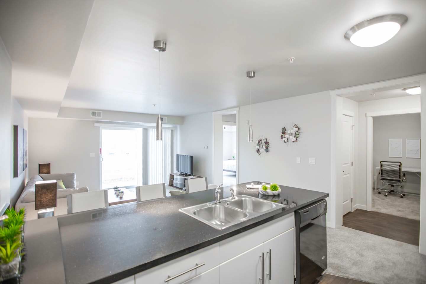 5601-421-5601 Gordon Road, Regina, SK, S4W 0E5 - 13