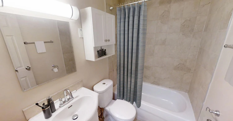 0104-1470 Williamsport Drive, Mississauga, ON, L4X 1T5 - 6