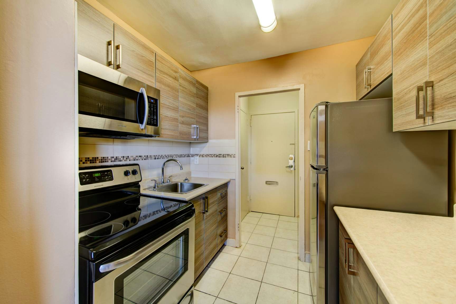 0104-1470 Williamsport Drive, Mississauga, ON, L4X 1T5 - 10