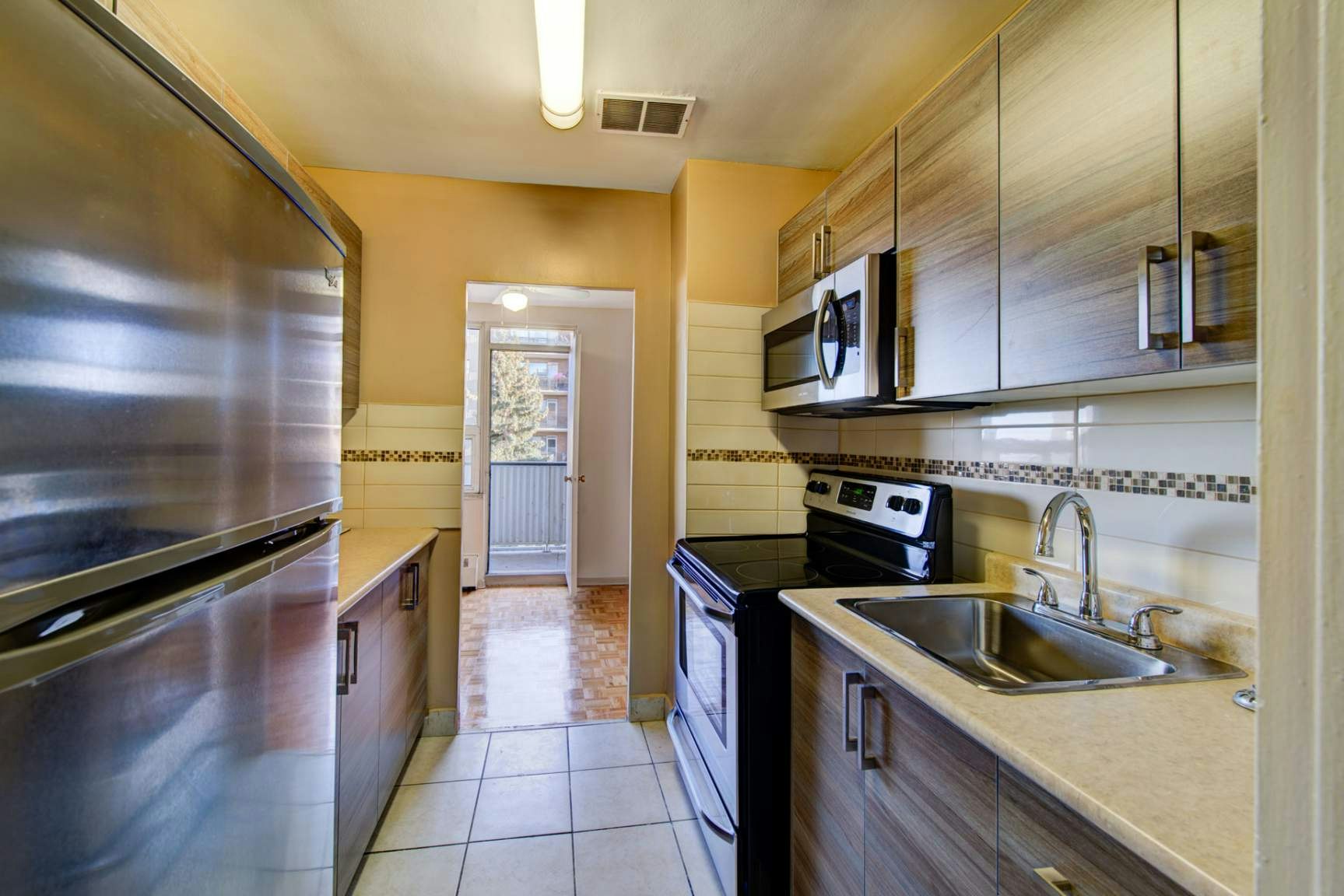 0104-1470 Williamsport Drive, Mississauga, ON, L4X 1T5 - 11