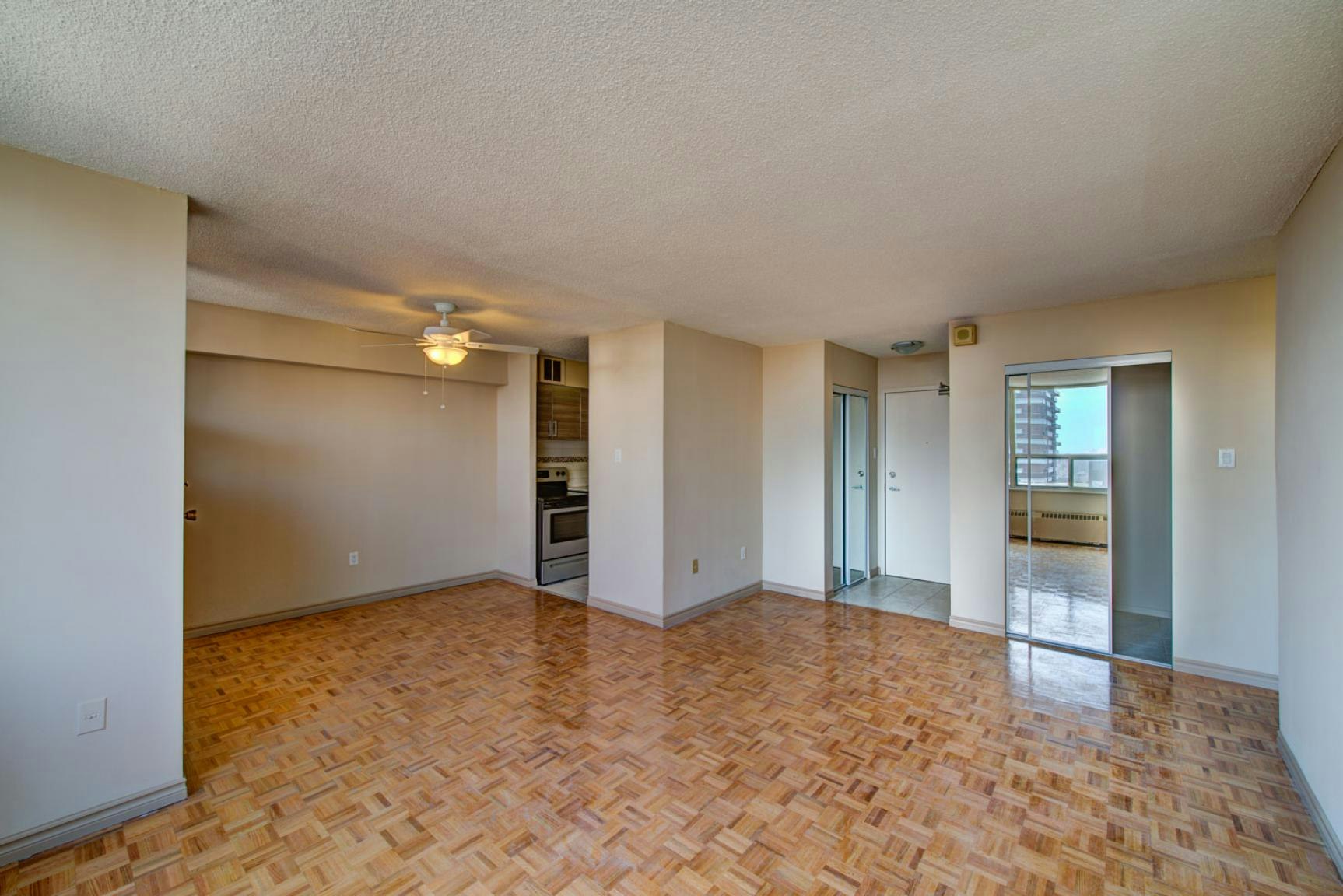 28 Elizabeth Street N, Mississauga, ON, L5G 2Z6 - 25