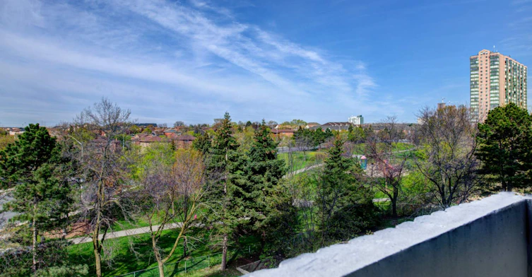 1011-121 Agnes Street, Mississauga, ON, L5B 2H4 - 9