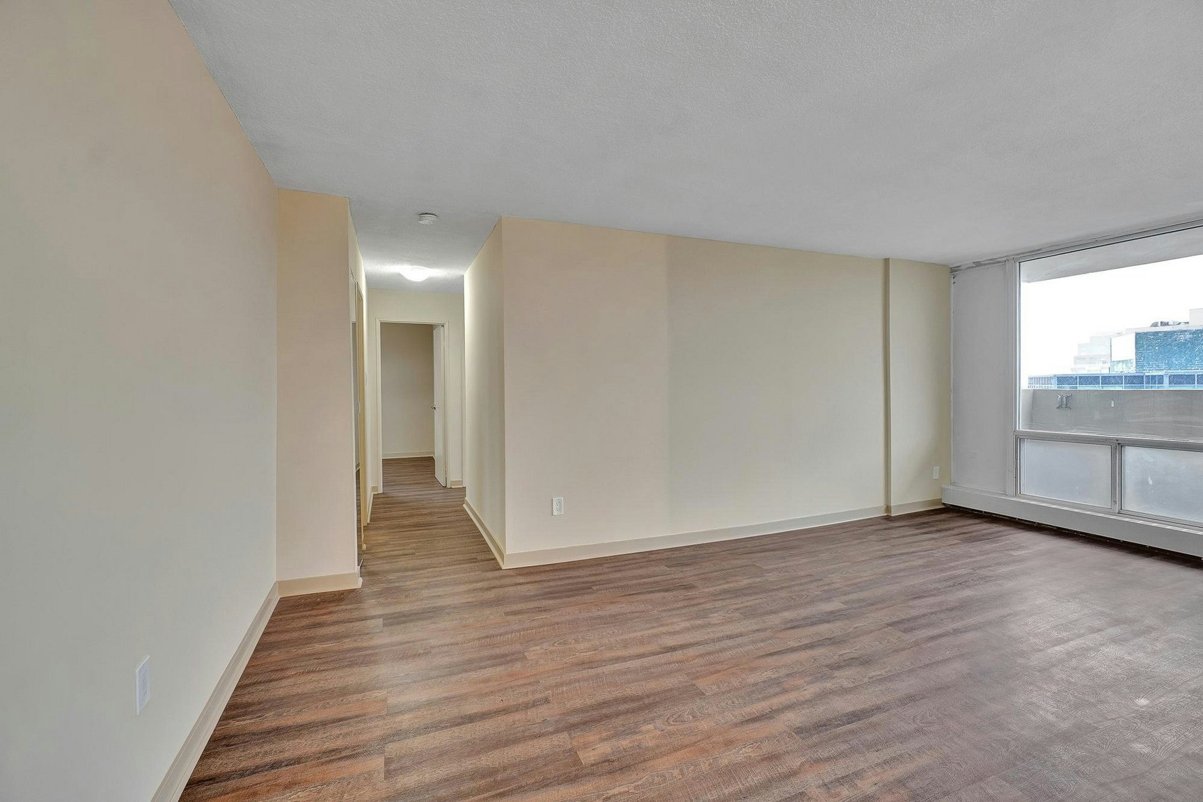 1011-121 Agnes Street, Mississauga, ON, L5B 2H4 - 10