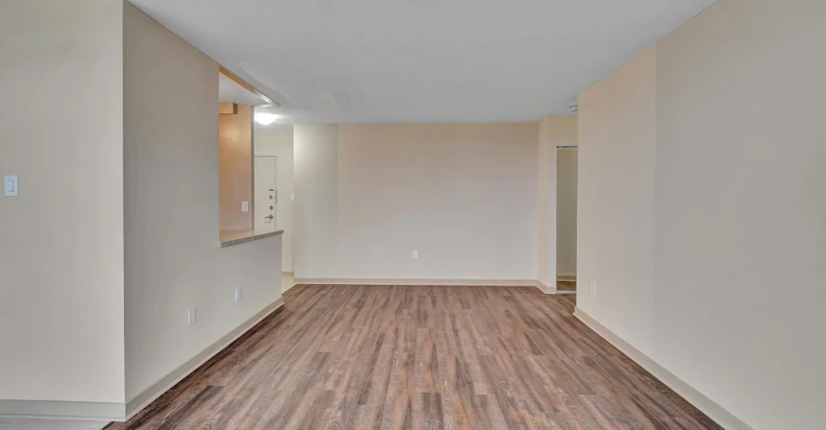 121 Agnes Street, Mississauga, ON, L5B 2H4 - 13