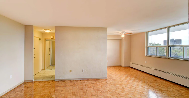 99 Agnes Street, Mississauga, ON, L5B 1J9 - 19