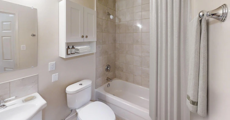 99 Agnes Street, Mississauga, ON, L5B 1J9 - 7