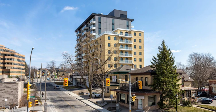 406-63 Scott, Kitchener, ON, N2H 2P9 - 9