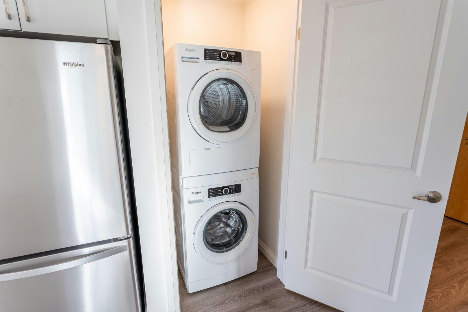 201-63 Scott, Kitchener, ON, N2H 2P9 - 12
