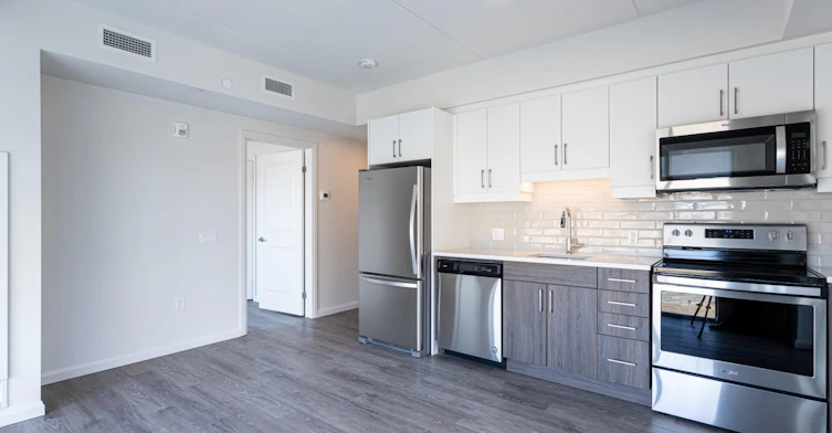 201-63 Scott, Kitchener, ON, N2H 2P9 - 19