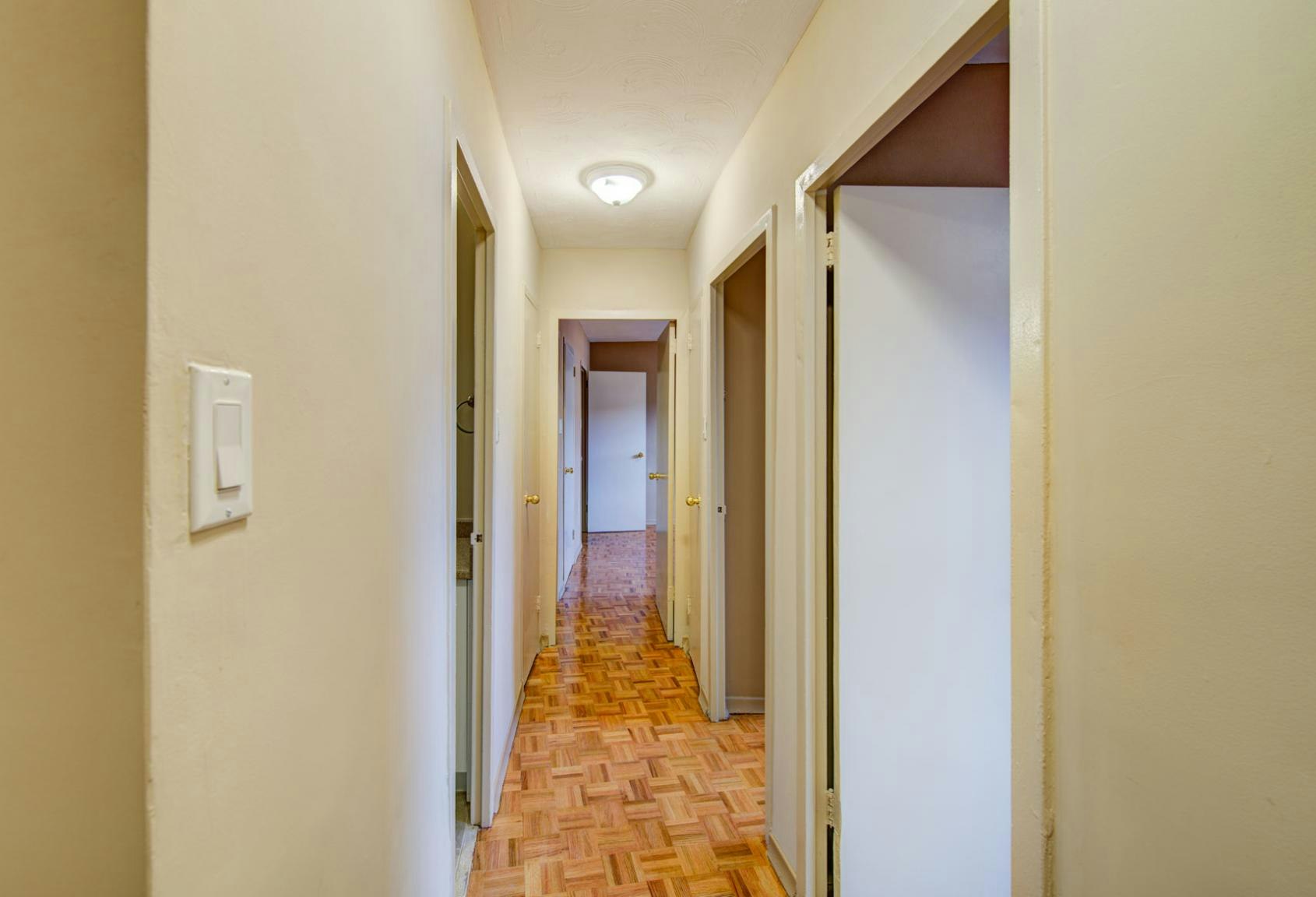 1745 Bloor Street East, Mississauga, ON, L4X 1S6 - 16