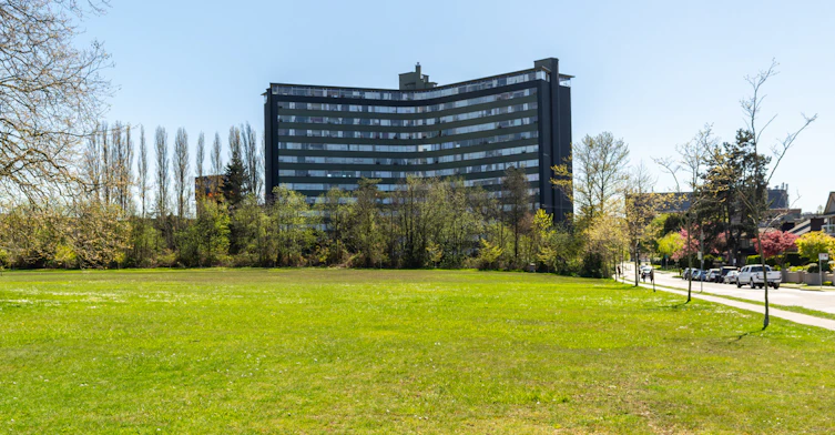 207-1450 Chestnut Street, Vancouver, BC, V6J 3K3 - 5