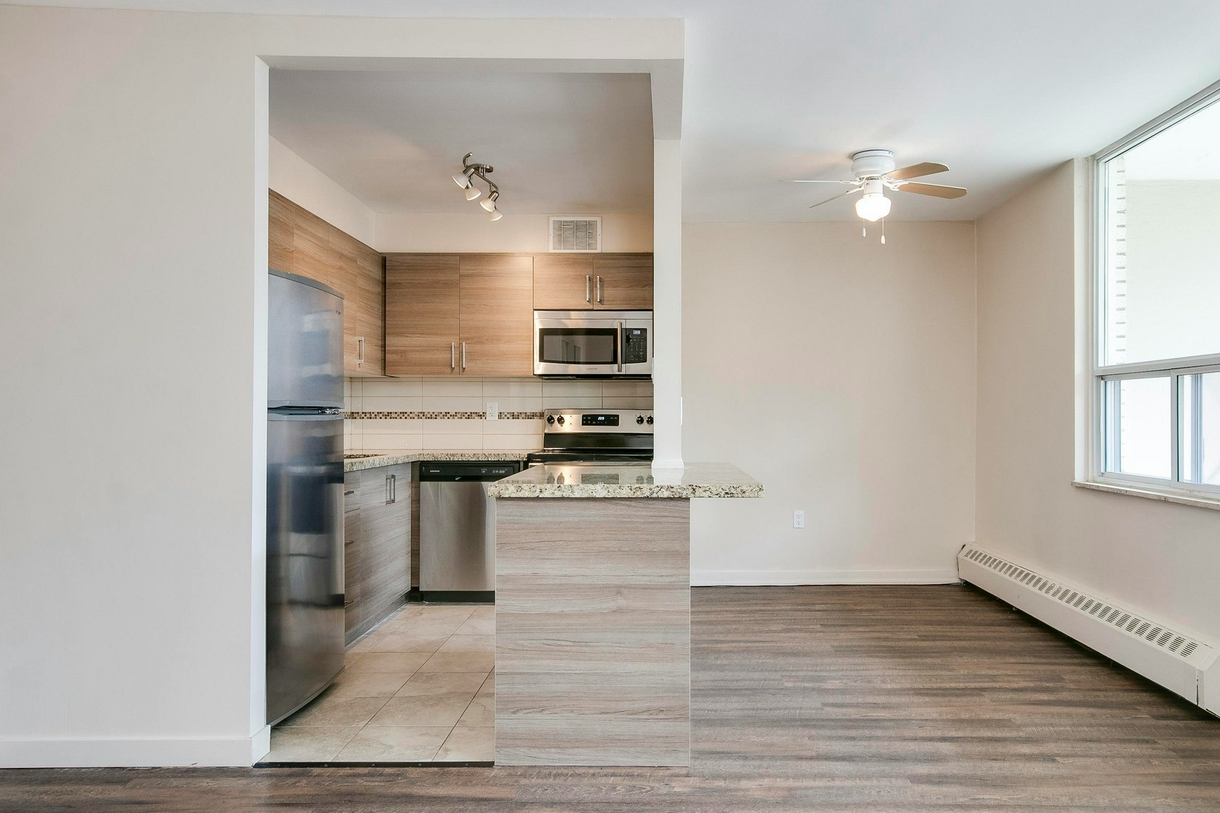 02D-95 Redpath Avenue, Toronto, ON, M4S 2K1 - 7
