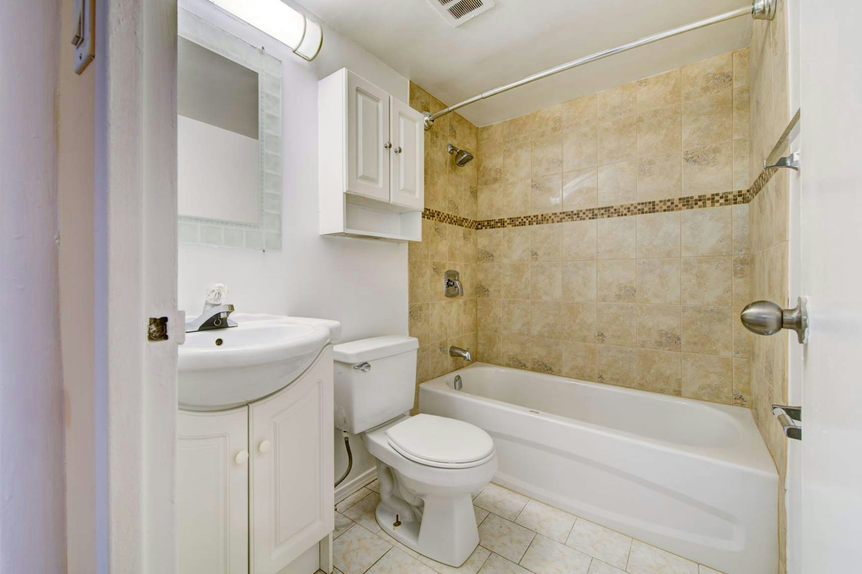 02A-95 Redpath Avenue, Toronto, ON, M4S 2K1 - 23
