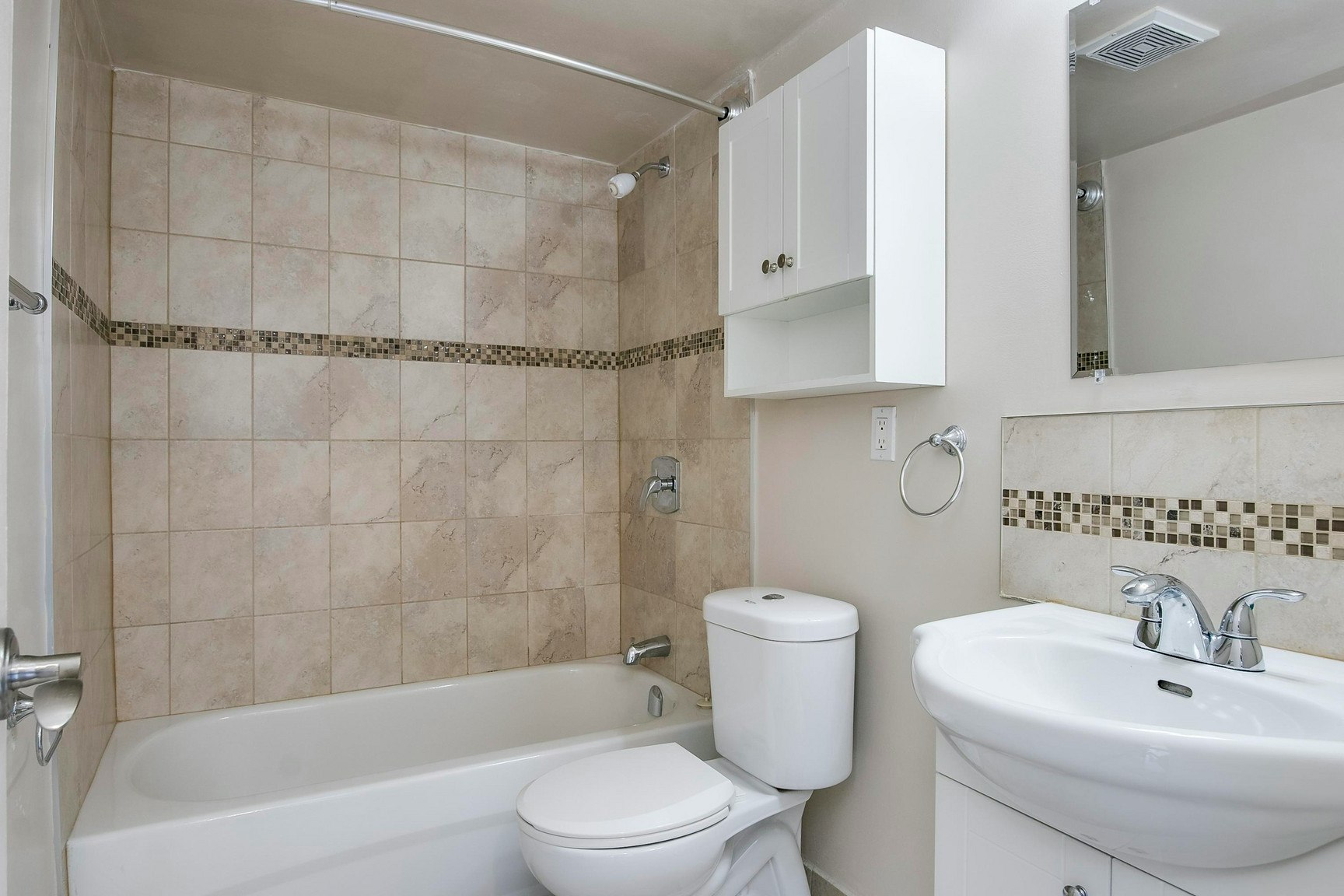 02G-95 Redpath Avenue, Toronto, ON, M4S 2K1 - 9